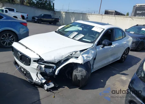 2024 Volvo S60 B5 Core Dark Theme из США, поврежденный, VIN 7JRL12FK9RG313360